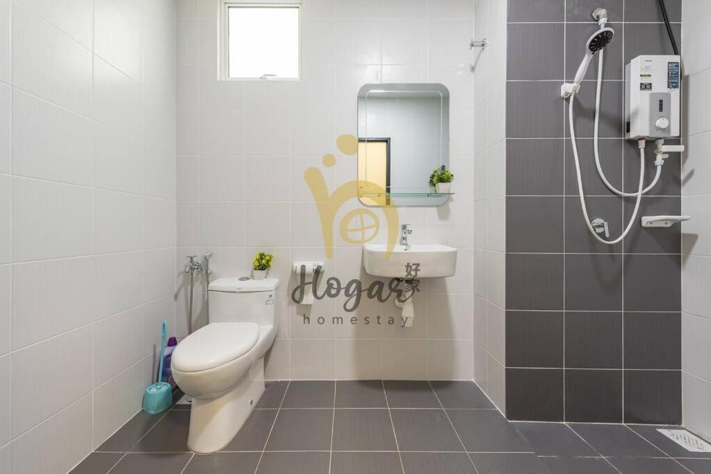 Apartment Melacca 3 Bedroom Family Suite-5min To Jonker#14pax Kampong Tambak